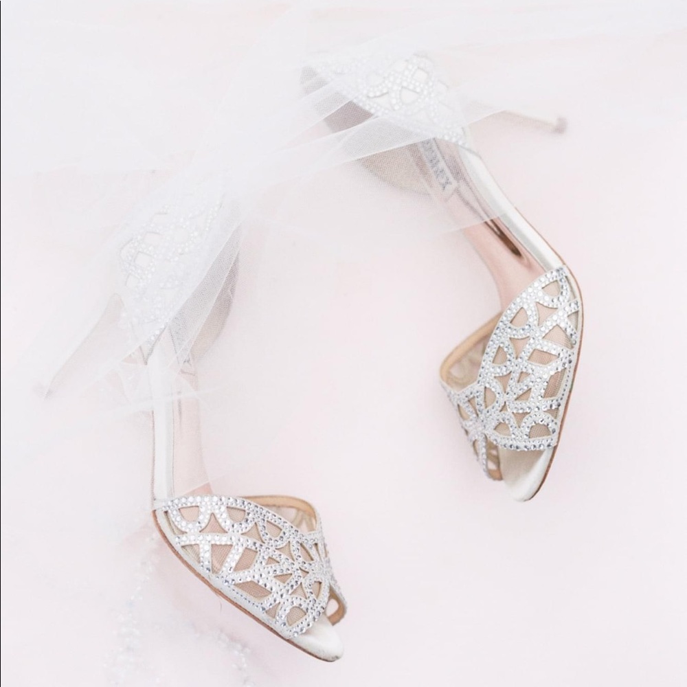 Badgley Mischka Harris Pump in Ivory- wedding shoes